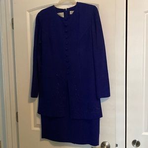Royal blue Karin Stevens dress with embroidery. Size 6